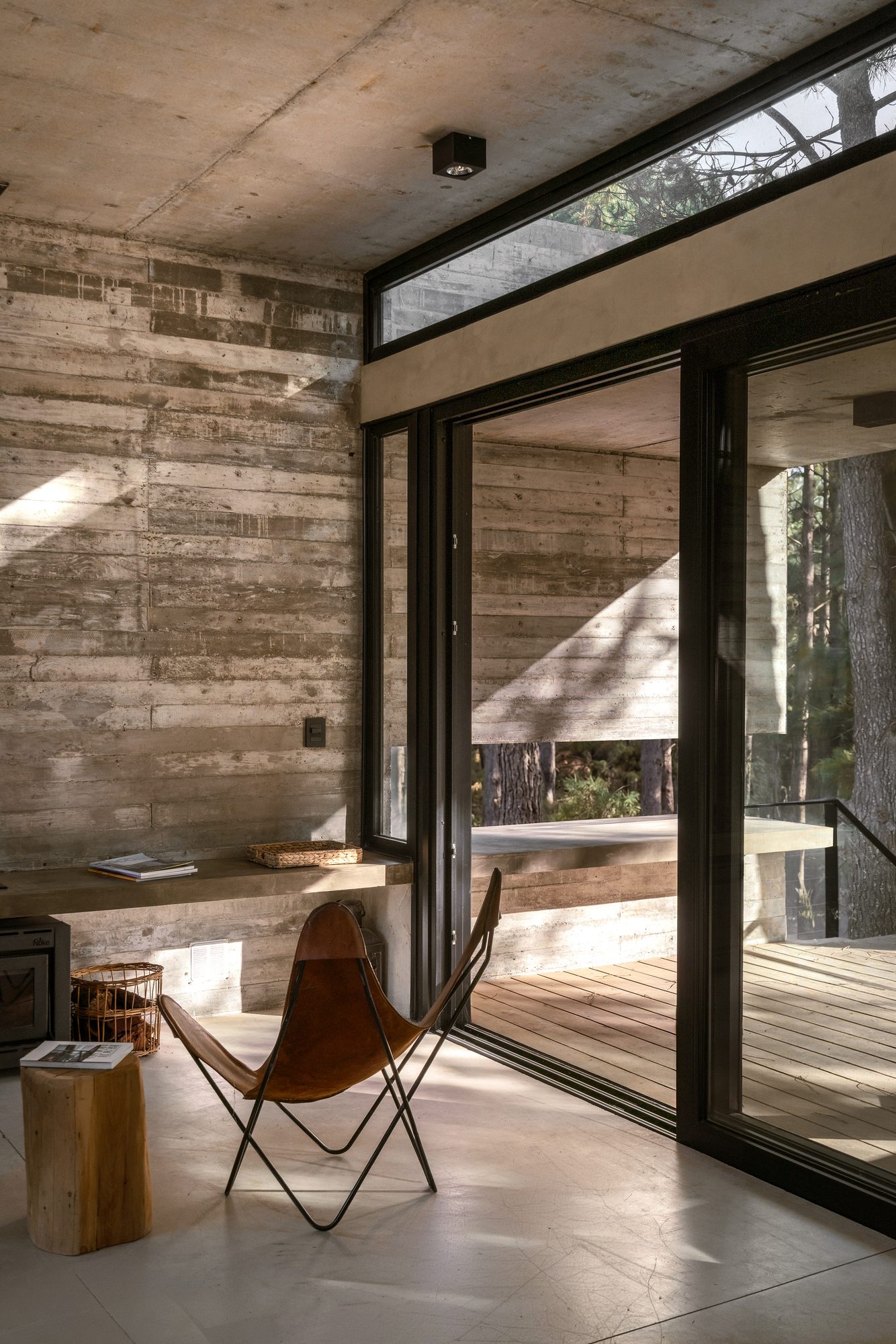 Casa Bruma, vivienda en Deportiva, Costa Esmeralda (foto 1 de 7) — CORNER Arquitectura