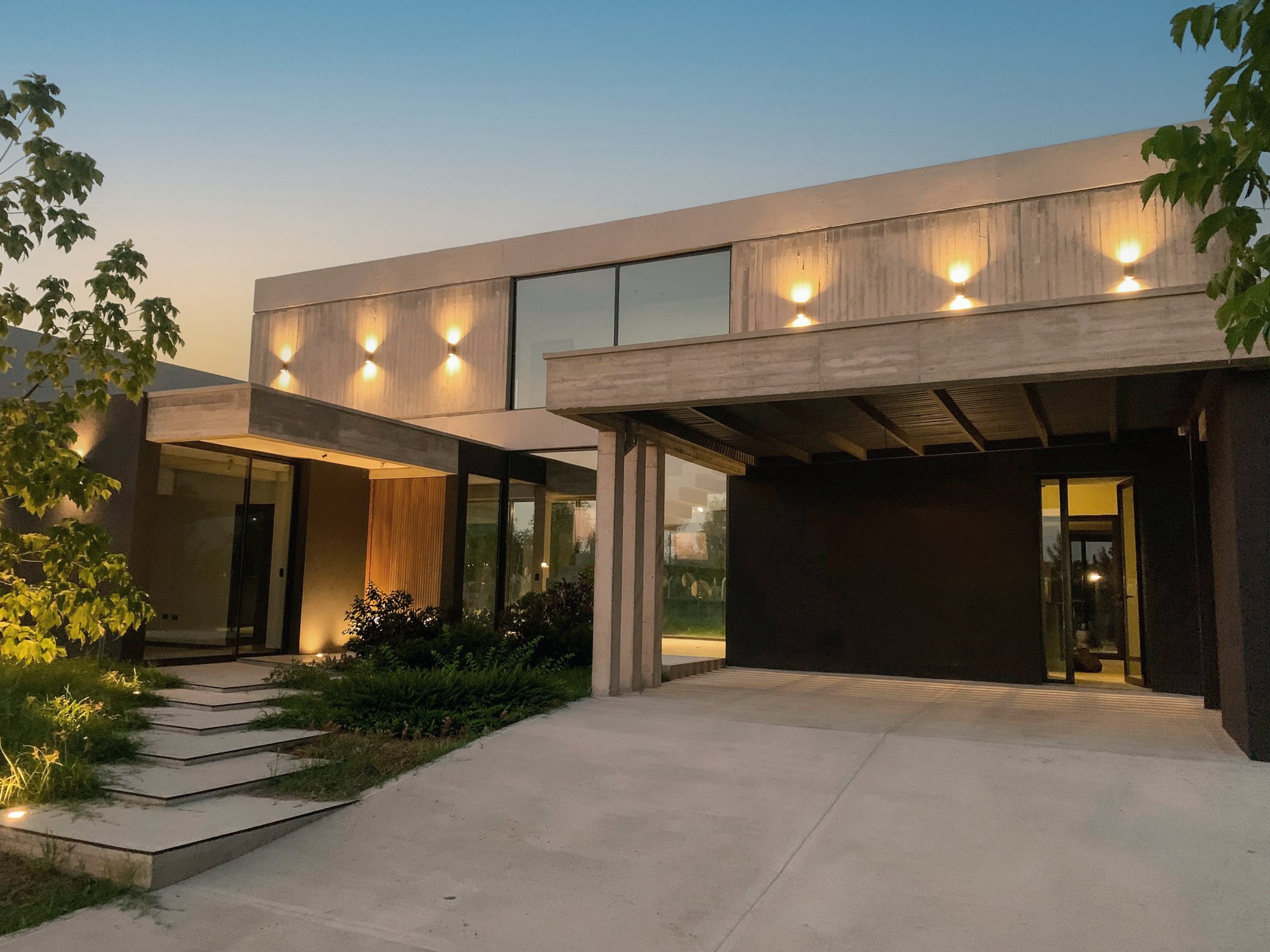 Casa Trama, vivienda en Escobar — CORNER Arquitectura
