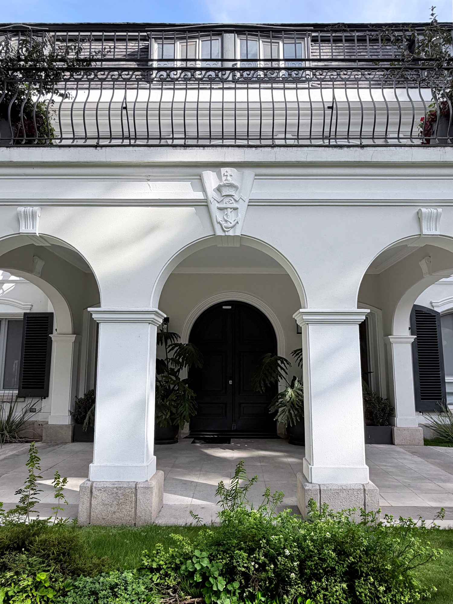 Aires de Martínez - Sede San Isidro, arquitectura de la salud en Av. Libertador 17405, Beccar (foto 3 de 6) — CORNER Arquitectura
