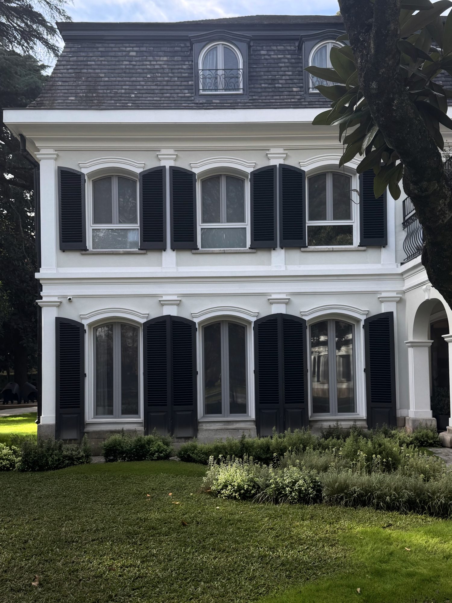 Aires de Martínez - Sede San Isidro, arquitectura de la salud en Av. Libertador 17405, Beccar (foto 5 de 6) — CORNER Arquitectura