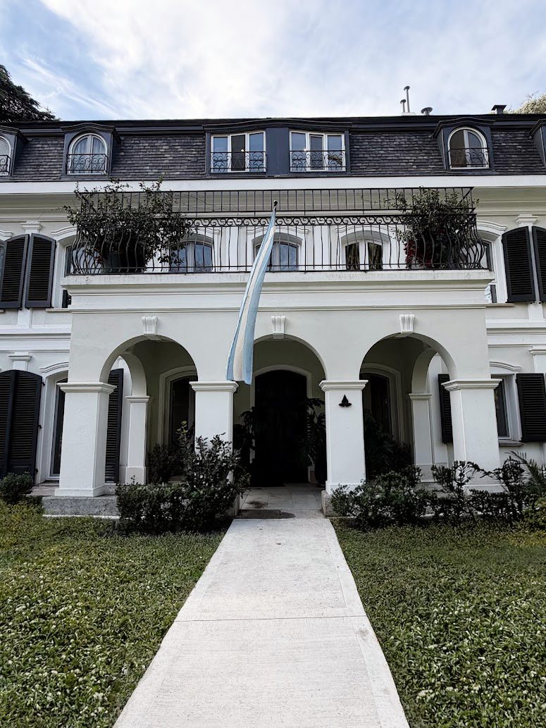 Aires de Martínez - Sede San Isidro, arquitectura de la salud en Av. Libertador 17405, Beccar (foto 6 de 6) — CORNER Arquitectura